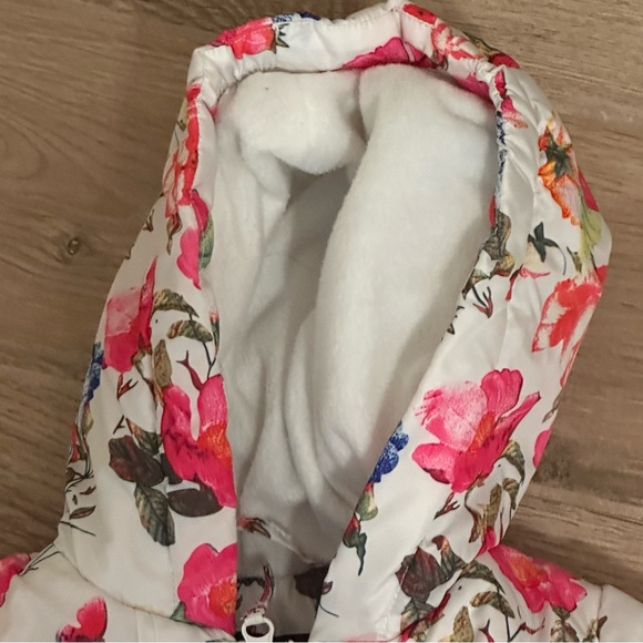 Rothschild Baby Girls Ruffle Jacket White Pink Floral Winter Coat Size 12 Mos - Picture 6 of 10